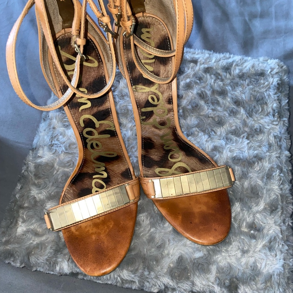 Sam Edelman Tan and Gold Heels